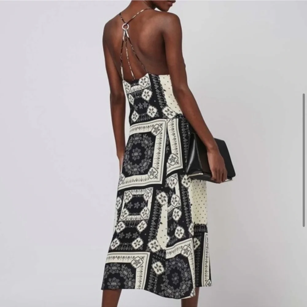 Topshop Black and White Patterned Midi Dress - Picture 3 of 4